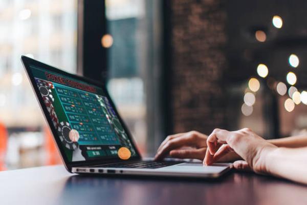 Complete Guide to Slot Gaming with 온라인 슬롯